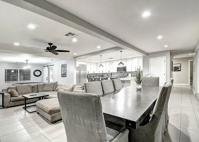 Scottsdalestays 9bdm Multimillion-pool-sportscourt