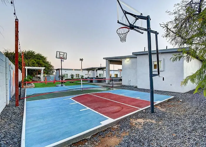 Scottsdalestays 9bdm Multimillion-pool-sportscourt Phoenix