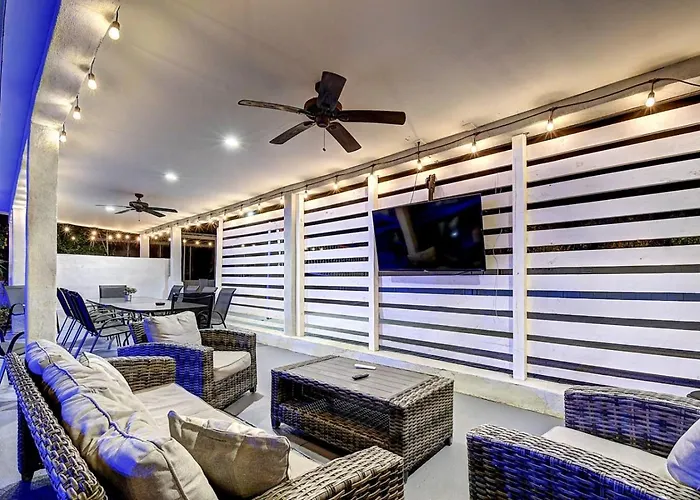 Holiday home Scottsdalestays 9bdm Multimillion-pool-sportscourt *